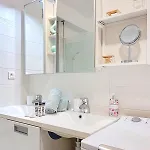 Private Garden Pool & Tennis 15 Min Walk To Center