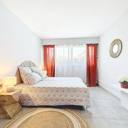 Jardin, Piscine & Tennis In - My Sweet Conciergerie Апартаменты *