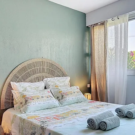 Апартаменты Private Garden Pool & Tennis 15 Min Walk To Center Антиб