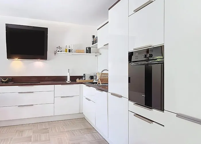 דירה Private Garden Pool & Tennis 15 Min Walk To Antibes Center אנטיב