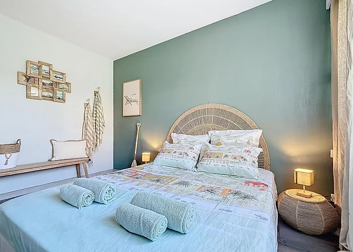 Private Garden Pool & Tennis 15 Min Walk To Antibes Center דירה