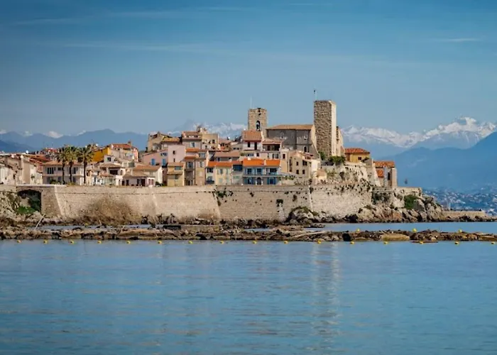 Private Garden Pool & Tennis 15 Min Walk To Antibes Center * אנטיב